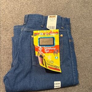 Wrangler Men's Classic Blue Bootcut Jeans